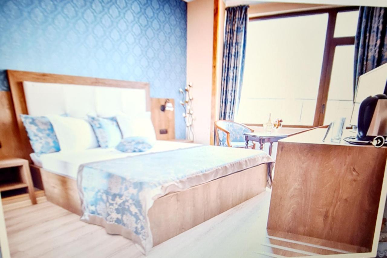 Lucky Hotel Veliko Tarnovo Extérieur photo