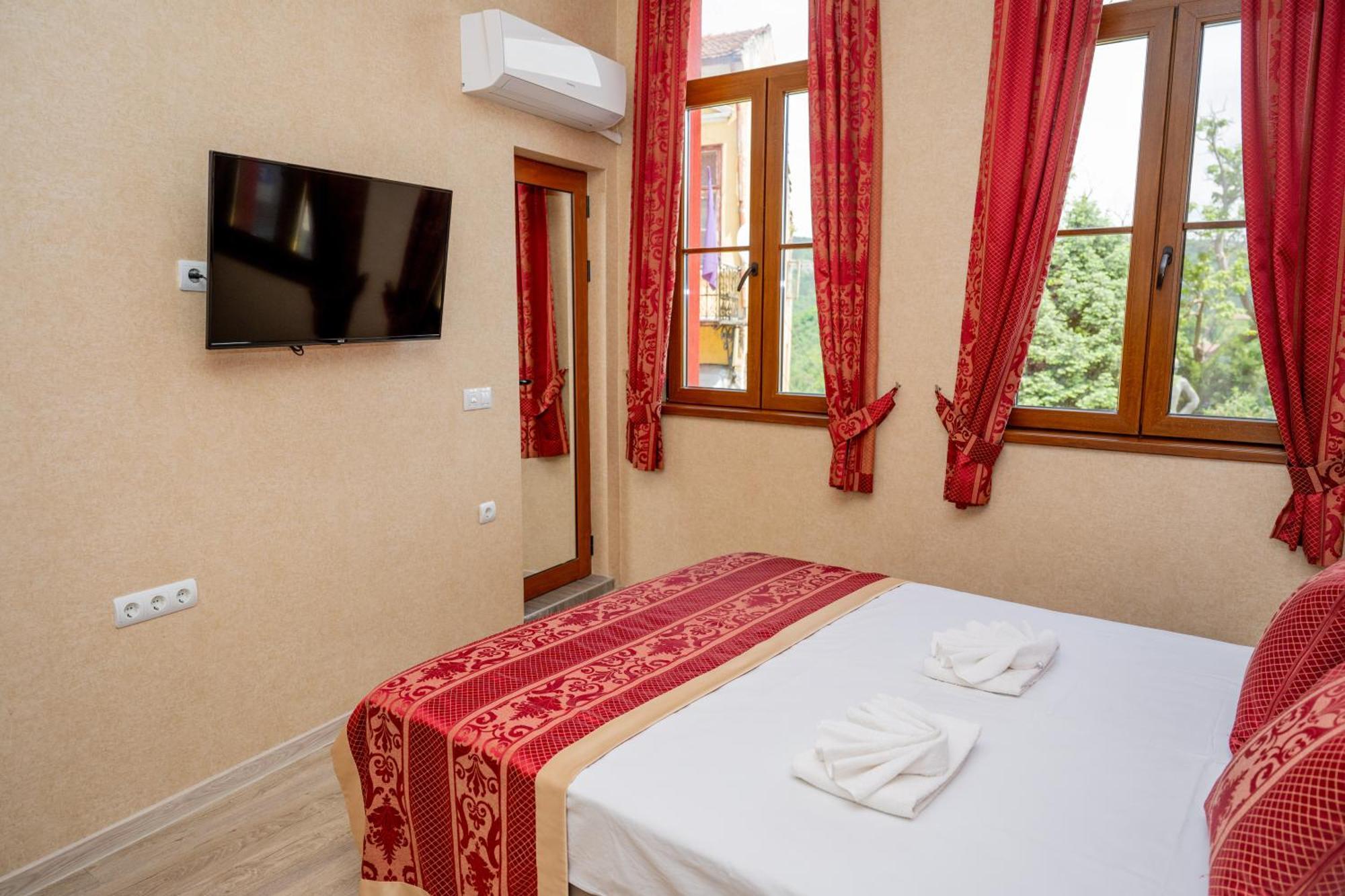 Lucky Hotel Veliko Tarnovo Extérieur photo
