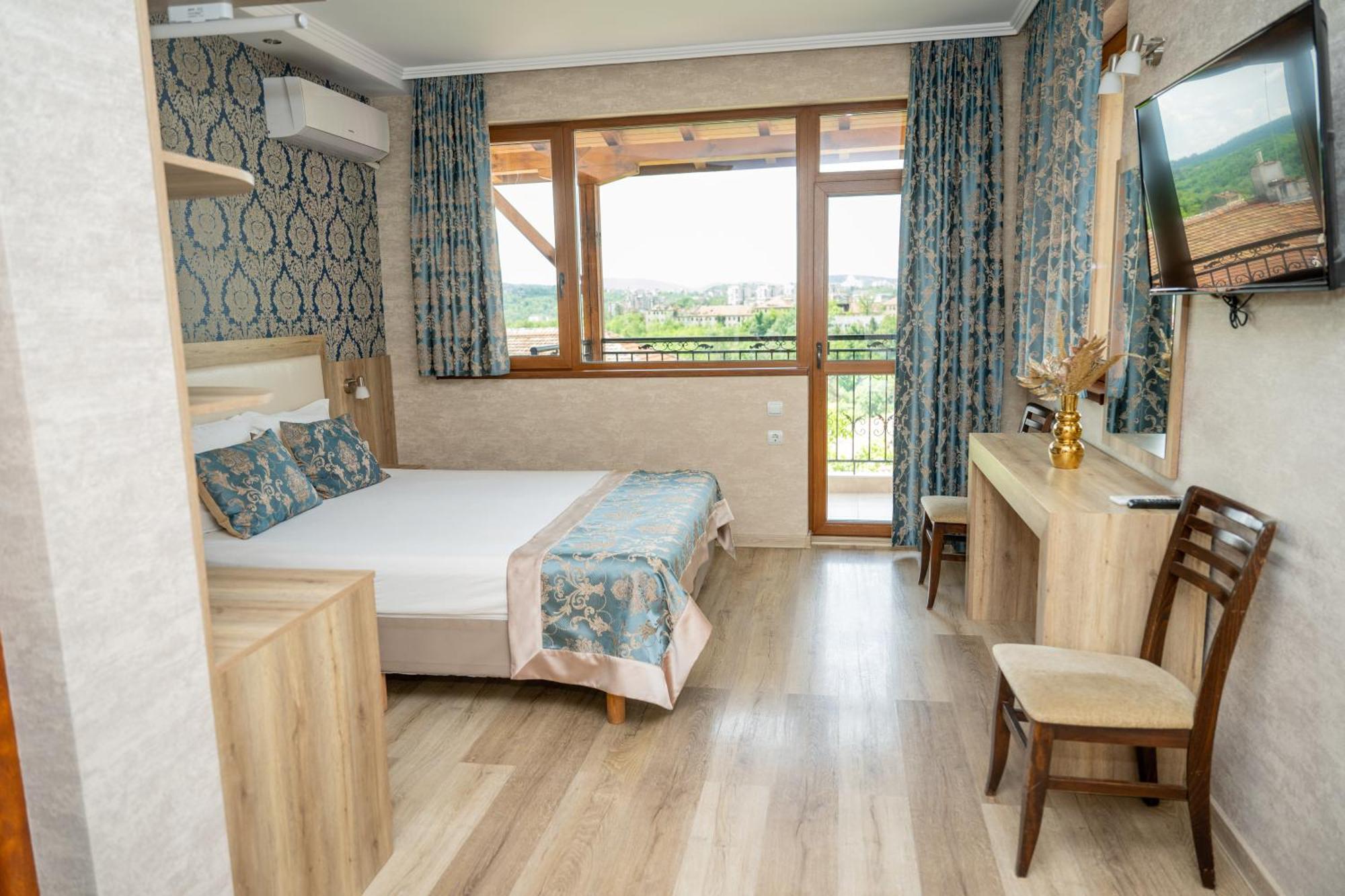 Lucky Hotel Veliko Tarnovo Extérieur photo