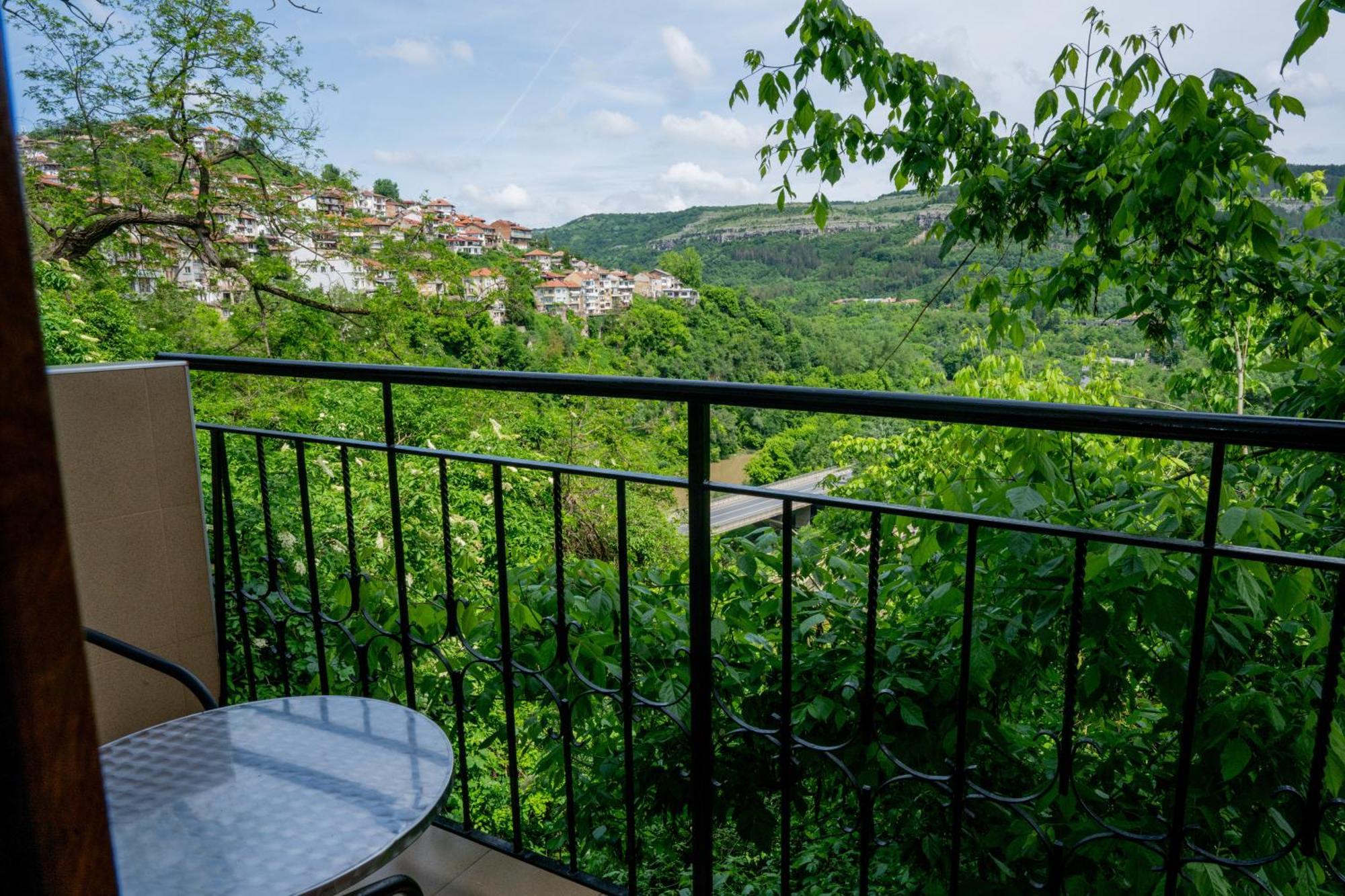 Lucky Hotel Veliko Tarnovo Extérieur photo
