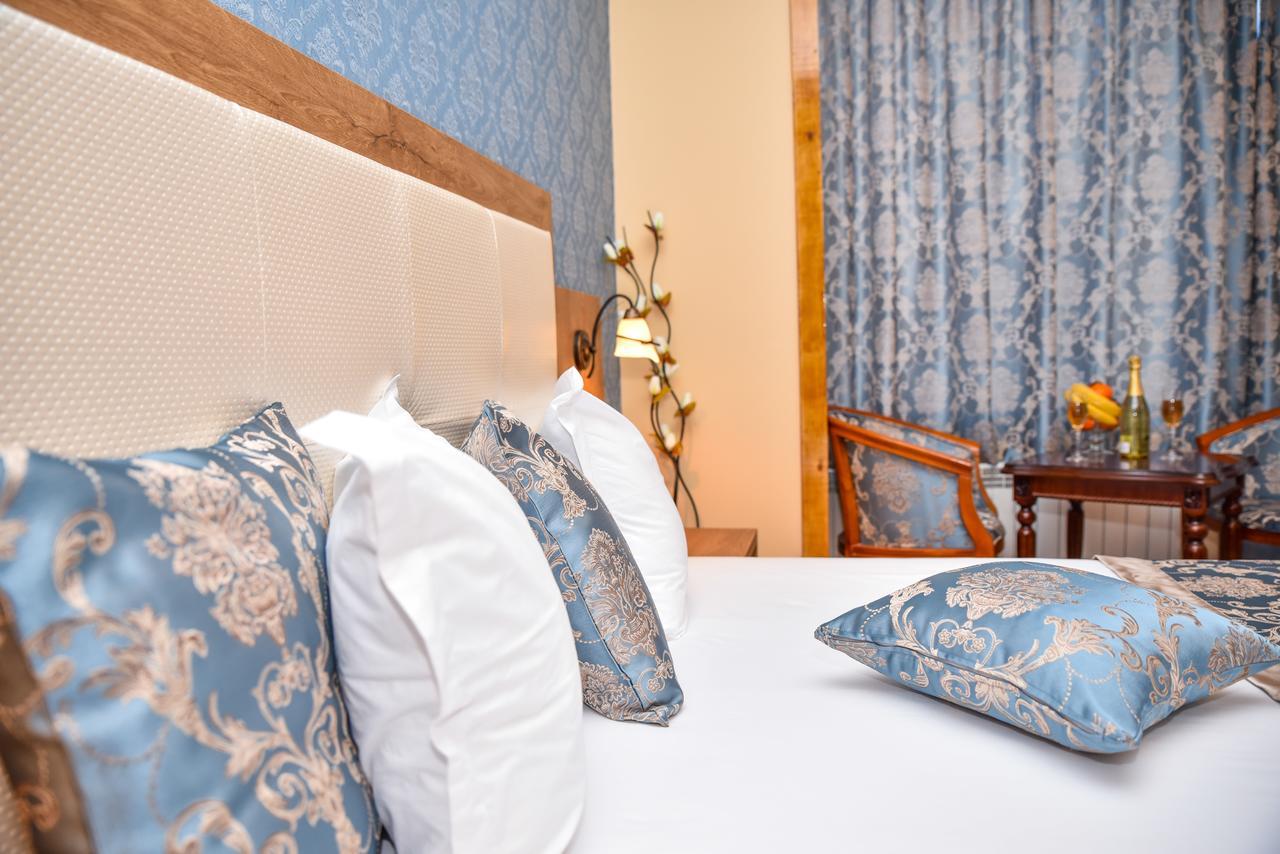 Lucky Hotel Veliko Tarnovo Extérieur photo